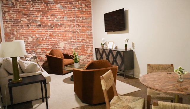 Olive - The Flats Demopolis in Demopolis