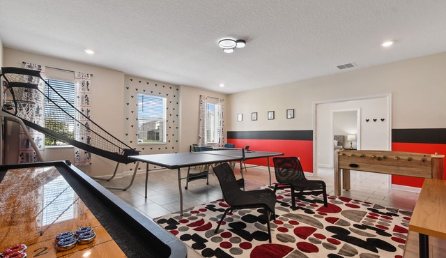 Once Upon A Time@Storey Lake-9 Bedroom Disney Haven w/Game Room & Private Pool!