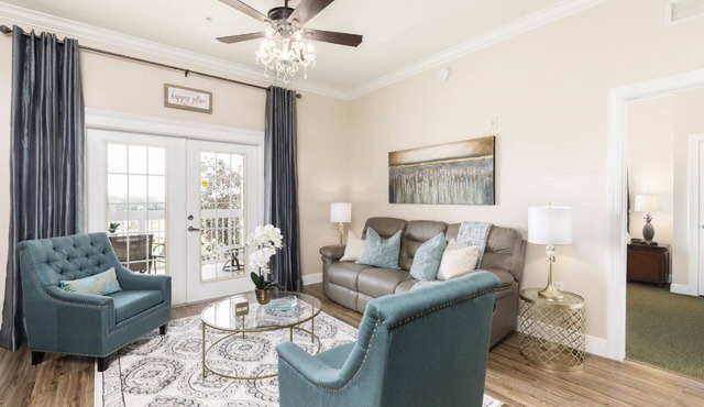 OVER 90 FIVE STAR REVIEWS! INVITING TOP FLOOR CONDO WITH AMAZING GOLF VIEWS! in Kissimmee