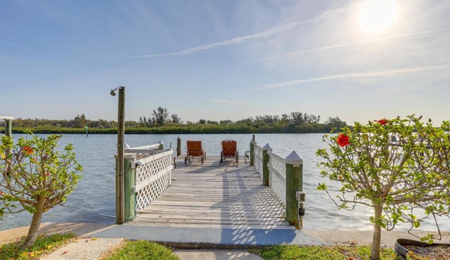 Pet-Friendly Redington Shores Home with On-Site Dock in Clearwater Beach