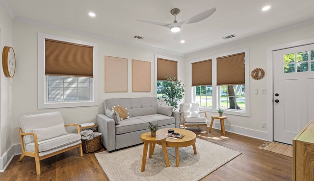 Pinky's Palace - Cozy Bungalow minutes from Parris Island