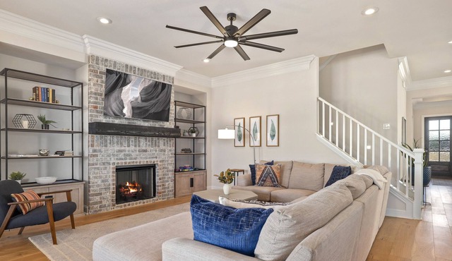 Pinnacle Place - Central Location in Rogers AR