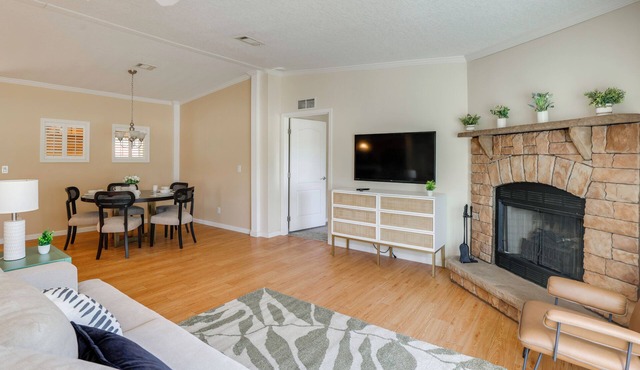 Pool Access! Spacious Home Near Wekiwa Springs in Apopka