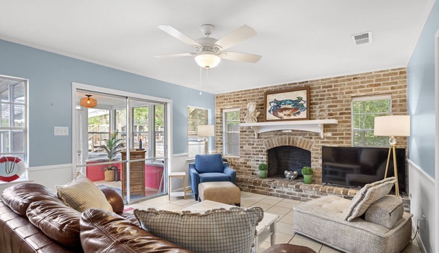 Pool & Patio, Spacious Home Near Downtown Ocean Springs w/2 MBR! in Ocean Springs