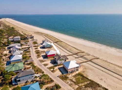 Pour House in Dauphin Island