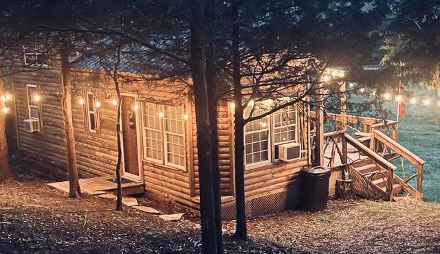 Prairie Creek Cabin -Ride SxS to trails from the cabin! Kayak and Fish the Creek