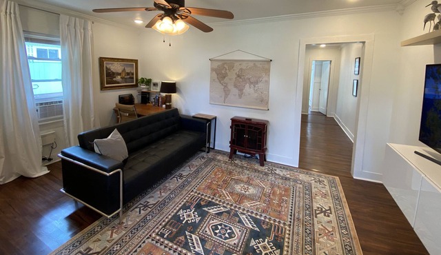 ' Prairie Place ' The Comfy Cottage Duplex in Prairie Grove