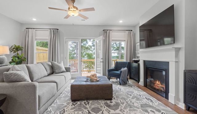 PRIME Masters Tournament Rental, close to dining and shopping, lake front in Eatonton