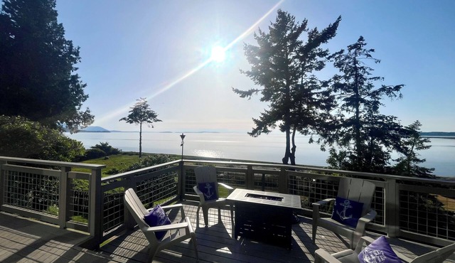 Private Beach Front Executive Home in Bellingham