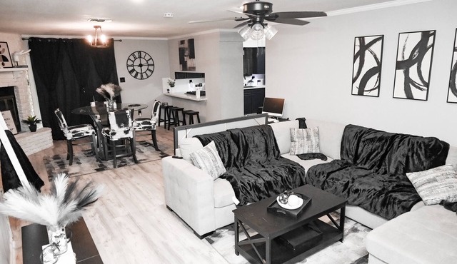 Quiet 4BR Home, 7 Beds, Near I-10, Plants & Hospitals in Gonzales