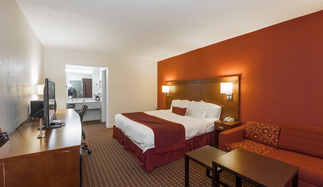 Ramada by Wyndham Walterboro in Walterboro