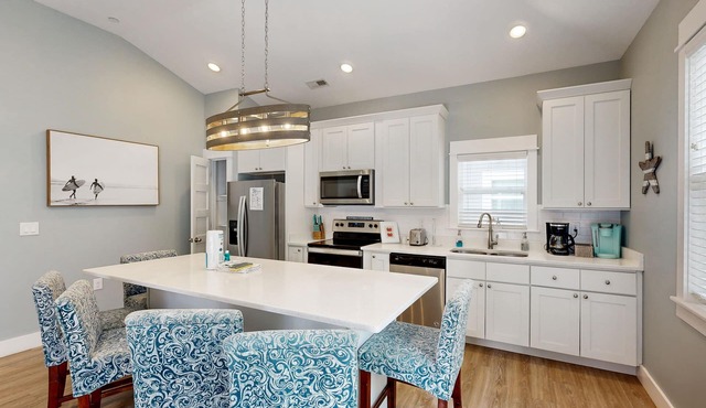 Relax in this inviting condo with pool in Corolla