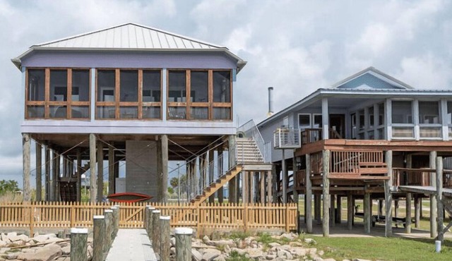 Relaxing lake house 30 minutes from downtown New Orleans in New Orleans