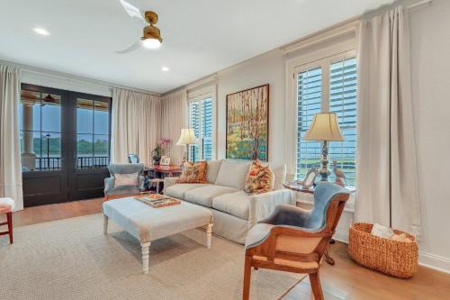 Riverfront Charm by Lucky Savannah in Savannah