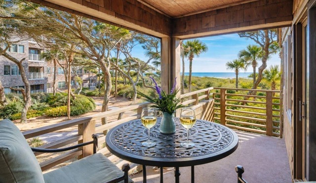 Romantic Oceanfront Escape for Couples