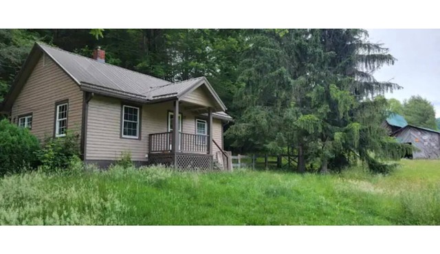 Rustic 2 Bedroom Cabin in the mountains. in Vilas