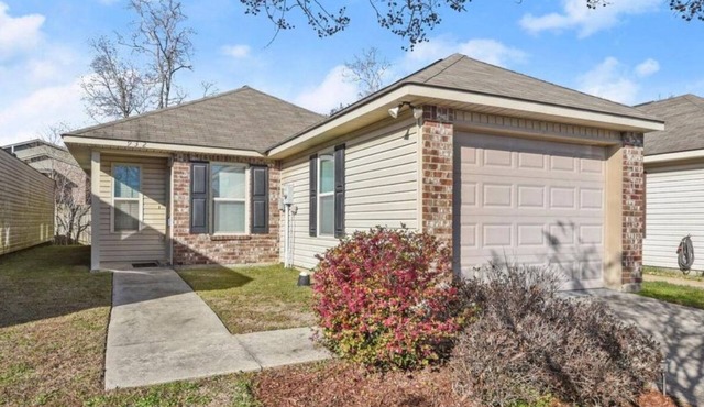 Secluded home in Quiet Neighborhood 3BR 2BA