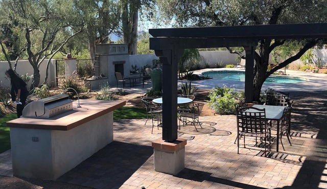 Serene, tree-shaded, mid-century retreat with beautiful views of the Catalinas in Tucson