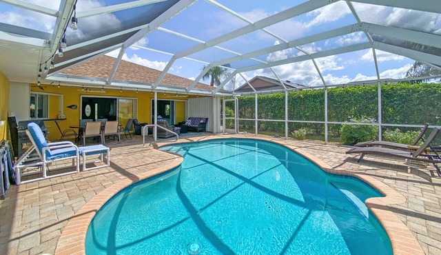 Sleeps 6, FULL refund*, Dog ok, heated pool in Rotonda West