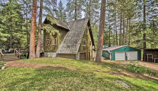 Spacious 3BR Riverfront Dog Friendly - WoodStove in Peshastin