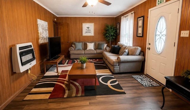 Spacious 7-Bed Corporate Housing