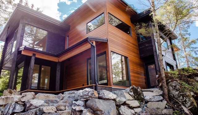 Stone Lantern House: 3 BR, 3.5 BA House in Sitka, Sleeps 10 in Sitka