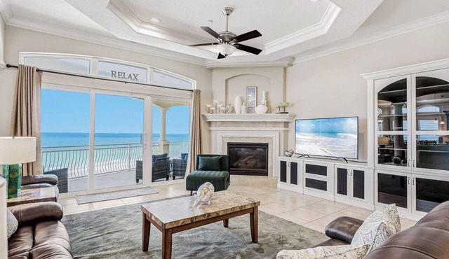 Sunset Beach Luxury Beach Front Estate w/Hot Tub & Stunning Views - Sleeps 14 in Treasure Island