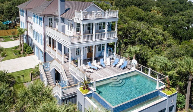 THE BARNALEE- 801 Ocean Blvd. - Ocean Views , Infinity Pool & Easy Beach Access