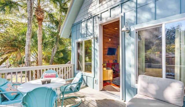 The Bird House Lush Bungalow, Steps From Ocean!