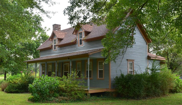 The Cass House on the Mulberry River/near OHV Trails