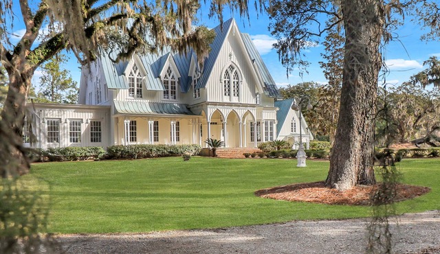 The Farm's Estate at Rose Hill
