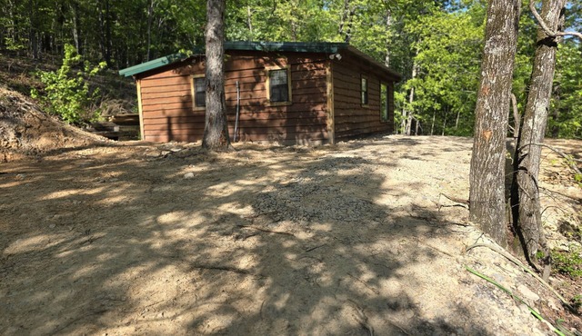 The Golden Eagle Cabin