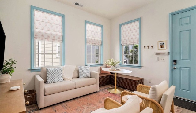 "The Southern Pearl" - Cute 1bd/1ba in Park Circle