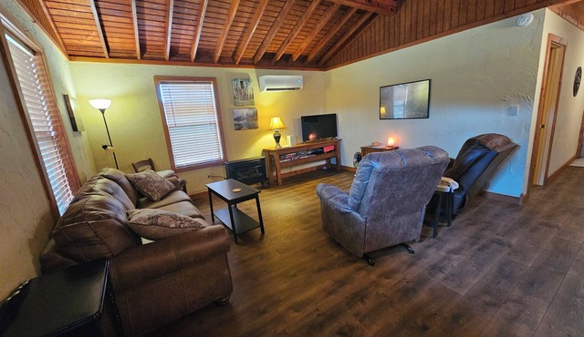 The White River Cabin in Mt. Olive, Arkansas. in Boswell