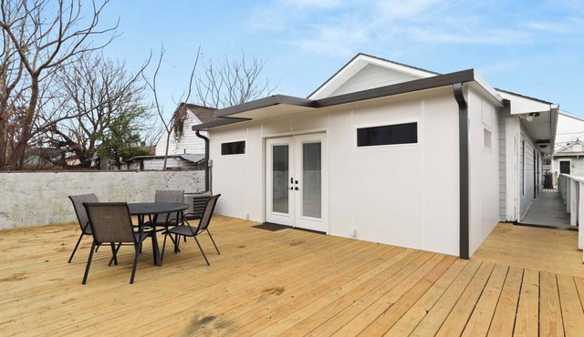 Unique 1BD 'Urban Cabin' close to French Quarter in New Orleans