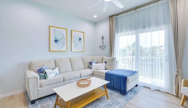 Walk to Beach! Waterfront Hudson Townhome in Hudson