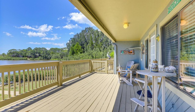 Waterfront Duplex w/Dock & Views: Near Town! in Cedar Key