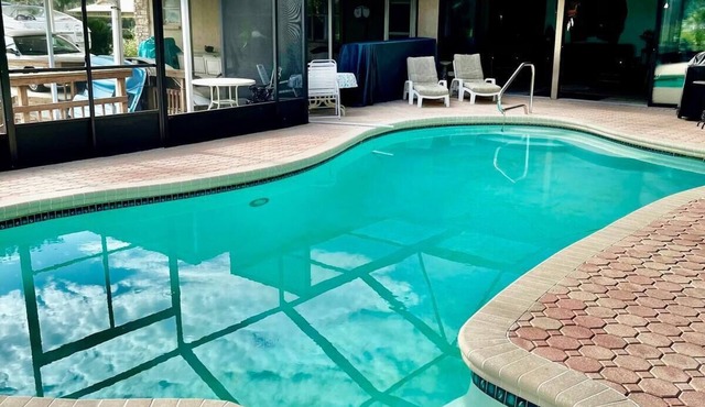 Waterfront Manatee Villa with Pool - Long term Rental