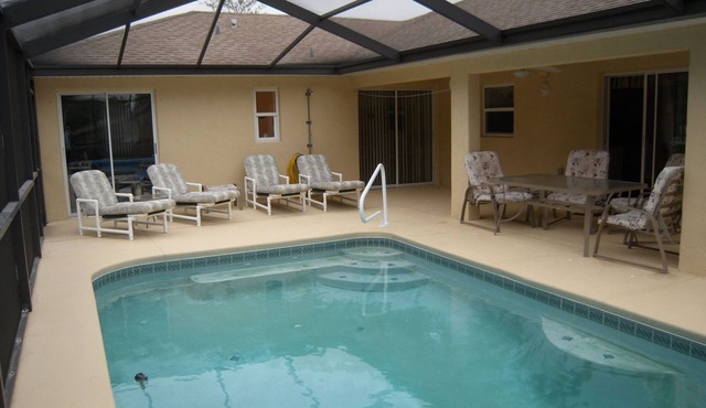 WEEKI WACHEE VILLA HOME FROM HOME in Weeki Wachee