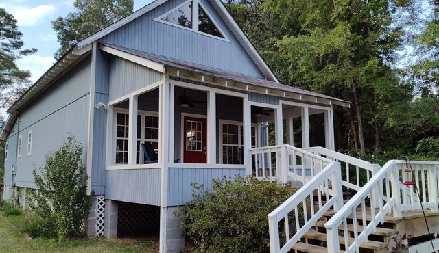 Welcome to Blue Haven Hideaway on beautiful Calion Lake
