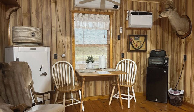 WHITLOCK CABIN in Bryan