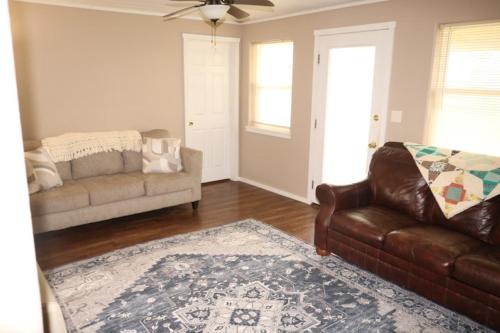 Windy Ridge Escape Mountaintop Views Sleeps 6