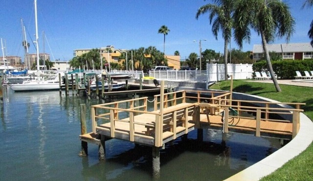 Wonderful fully furnished 2-bedroom condo in Clearwater Beach. in Clearwater Beach