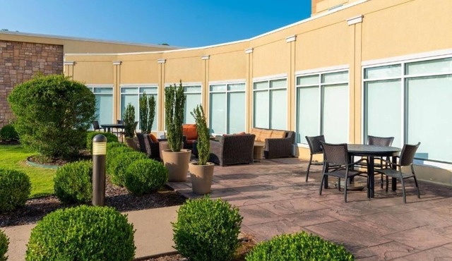 Your NLR Base w/Indoor Pool | Near Clinton Library and Scenic Riverwalk!