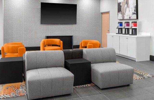 Hampton Inn Olathe 