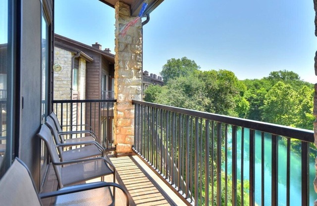 Waterfront Condo on the Comal River in New Braunfels