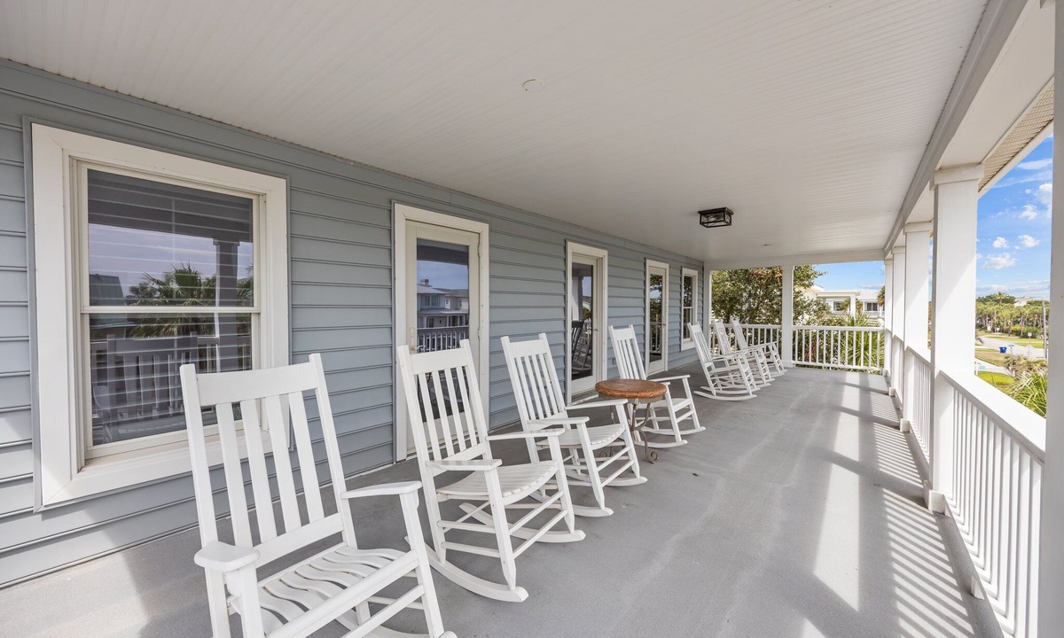 Isle of Palms House | Gorgeous Large Beach Home with Private Pool!