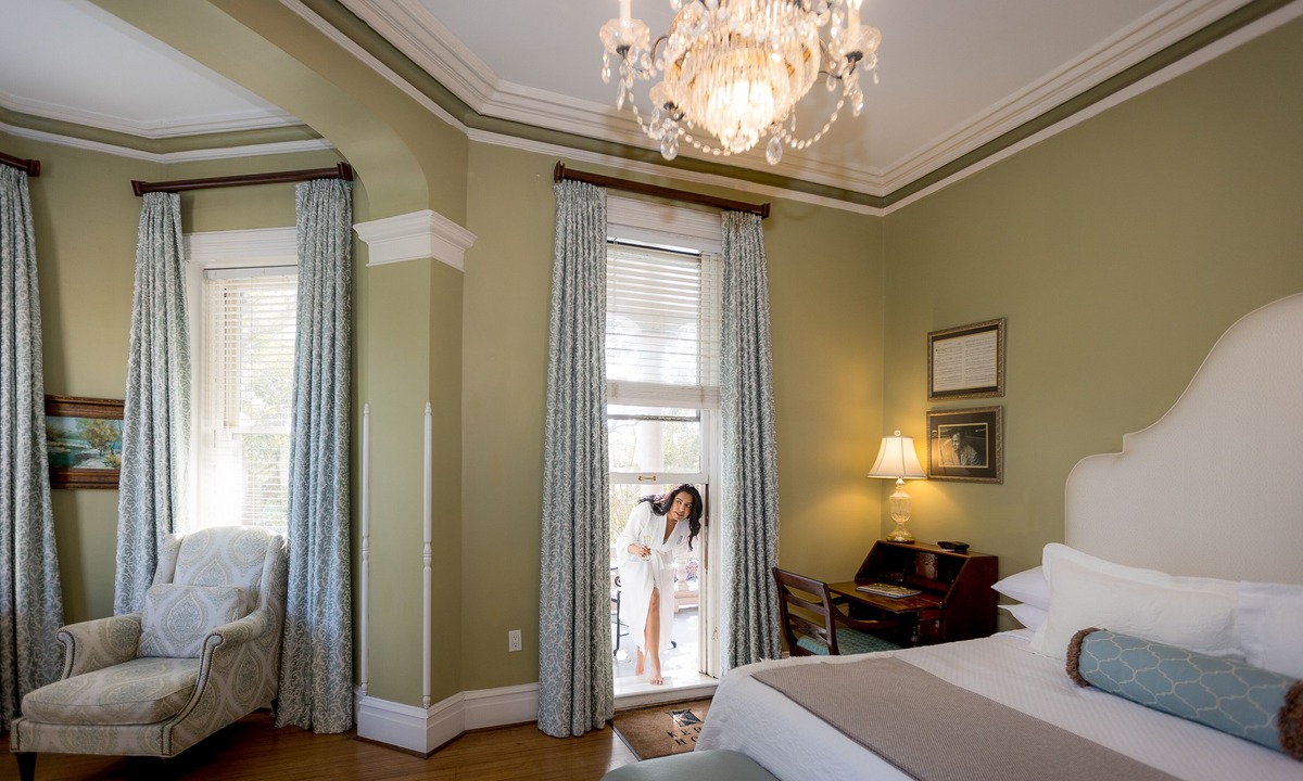 Historic District - North Bed & Breakfast | Kehoe House, Historic Inns of Savannah