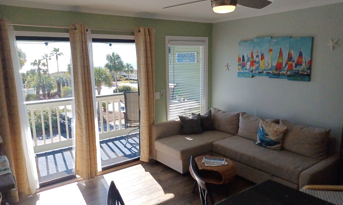 Isle of Palms Condo | Discover Charleston @seacabin226b - Isle of Palms, Oceanfront Condo