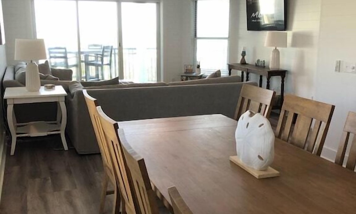 Isle of Palms Condo | Beautiful Oceanfront 4BR Condo in the Heart of IOP with Pool.